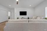 1700 Albion Ave - Photo 6