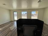190 Roosevelt St - Photo 20