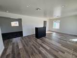 190 Roosevelt St - Photo 21