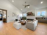 5053 Braveheart St - Photo 4