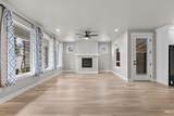 10402 Shields Ave - Photo 2