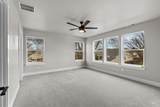 10402 Shields Ave - Photo 23