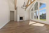 958 Crescendo St - Photo 3