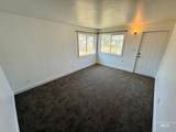 517 12th St - Photo 2