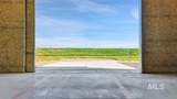 2530 4000 N - Photo 39