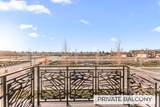 381 Lombard Ln - Photo 15