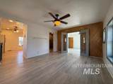 902 Main - Photo 2