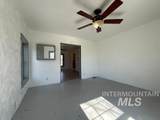 902 Main - Photo 23