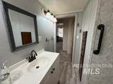 902 Main - Photo 34