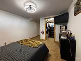 2217 4000 N - Photo 30