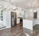 319 Sunderland St - Photo 11