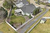 319 Sunderland St - Photo 36