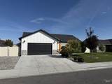 1011 Thunder Mountain St - Photo 2