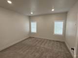 1011 Thunder Mountain St - Photo 8
