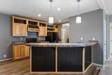 951 Avalon St - Photo 4