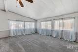 9390 Ustick Rd - Photo 11