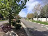 1093 Bowknot Lake Pl - Photo 42