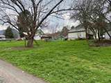 601 Maple St - Photo 34