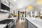 11486 Teratai St - Photo 18
