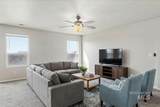 895 Miner St - Photo 18