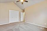 2916 Cloverdale Rd - Photo 21