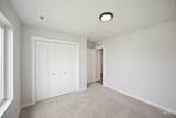 15264 Fuchsia Ave - Photo 22