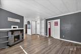 1323 Elgin - Photo 6