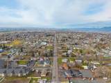 909 Bryden Avenue - Photo 35
