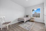 421 Curtis Rd, #300 - Photo 33