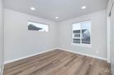 1213 Phillips Circle - Photo 5
