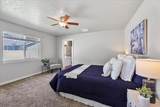1727 Vinifera Place - Photo 18