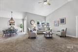 1727 Vinifera Place - Photo 7