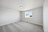 15277 Fuchsia Ave - Photo 16