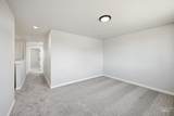 15277 Fuchsia Ave - Photo 17