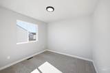 15277 Fuchsia Ave - Photo 20
