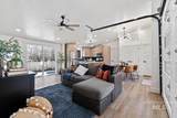384 London St - Photo 14