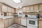 2206 Oxford Circle - Photo 11