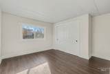 415 44th St - Photo 8