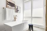 2548 Linnet Place - Photo 36