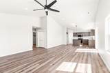 12777 Ropers St - Photo 11