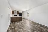 370 12th S - Photo 4