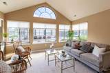 2858 Cloverdale Rd - Photo 10