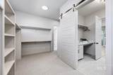 6062 Marmount Ct - Photo 18