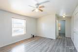 240 Colleen Dr - Photo 9