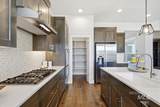 6231 Vicenza Ave - Photo 3