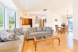 689 Tiffany Dr - Photo 5