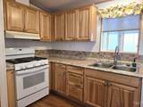 2115 6th - Photo 4