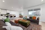 831 Bay St - Photo 3