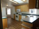 1430 Chestnut St - Photo 5
