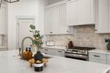 1440 Cerulean St - Photo 19